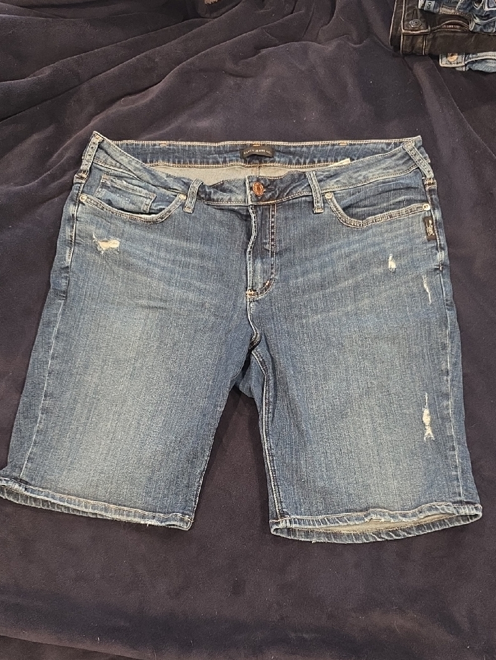 Silver Jeans Light Blue Denim Suki Bermuda